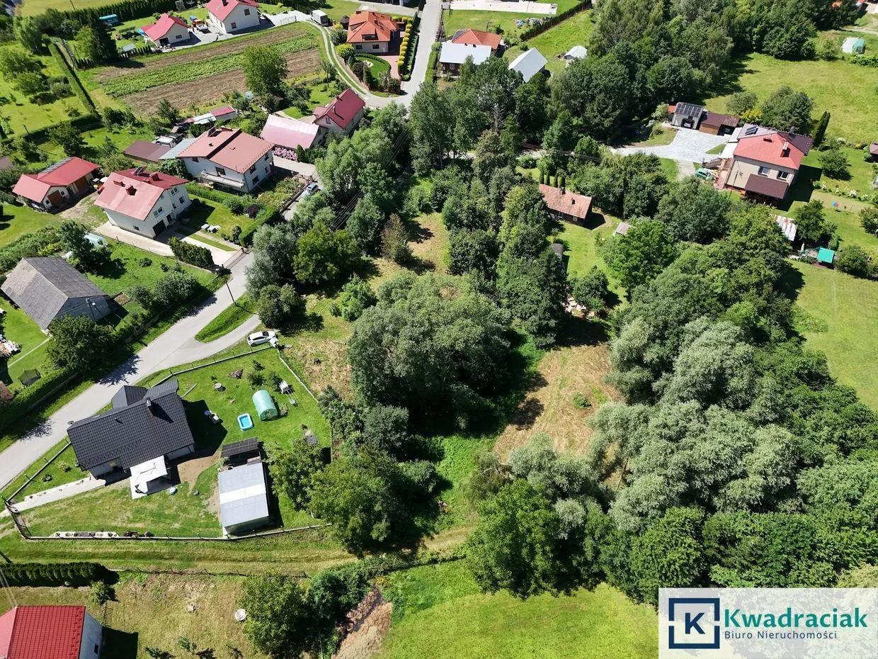 Działka budowlana w Warzycach 18ar