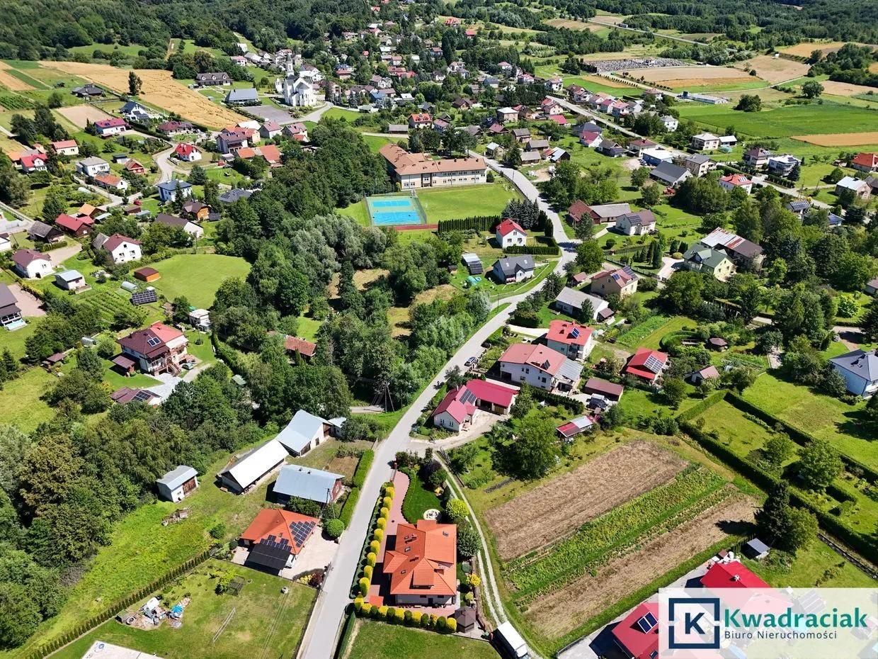 Działka budowlana w Warzycach 18ar