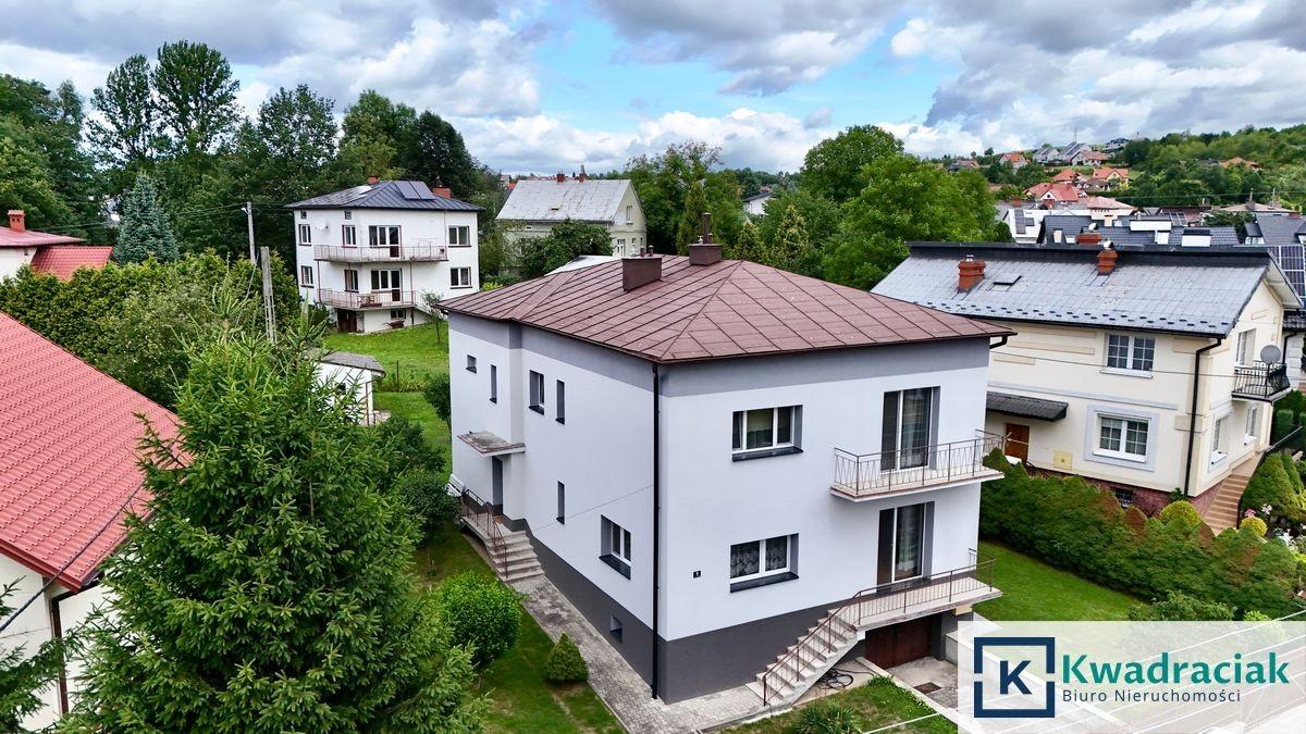 Dom z dwoma mieszkaniami - Jasło - Ulaszowice