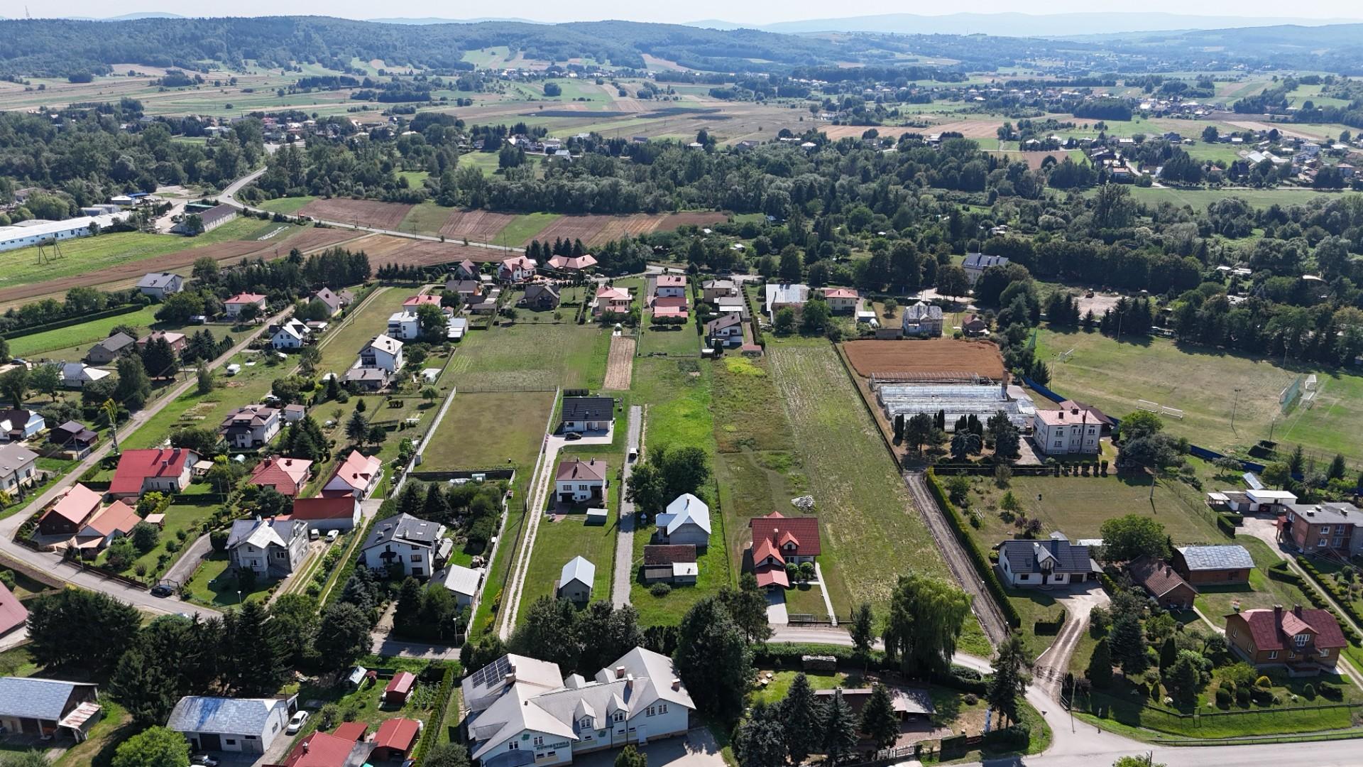 Działki pod budowę domu w Jedliczu | 9.98 ar i 11.94 ar