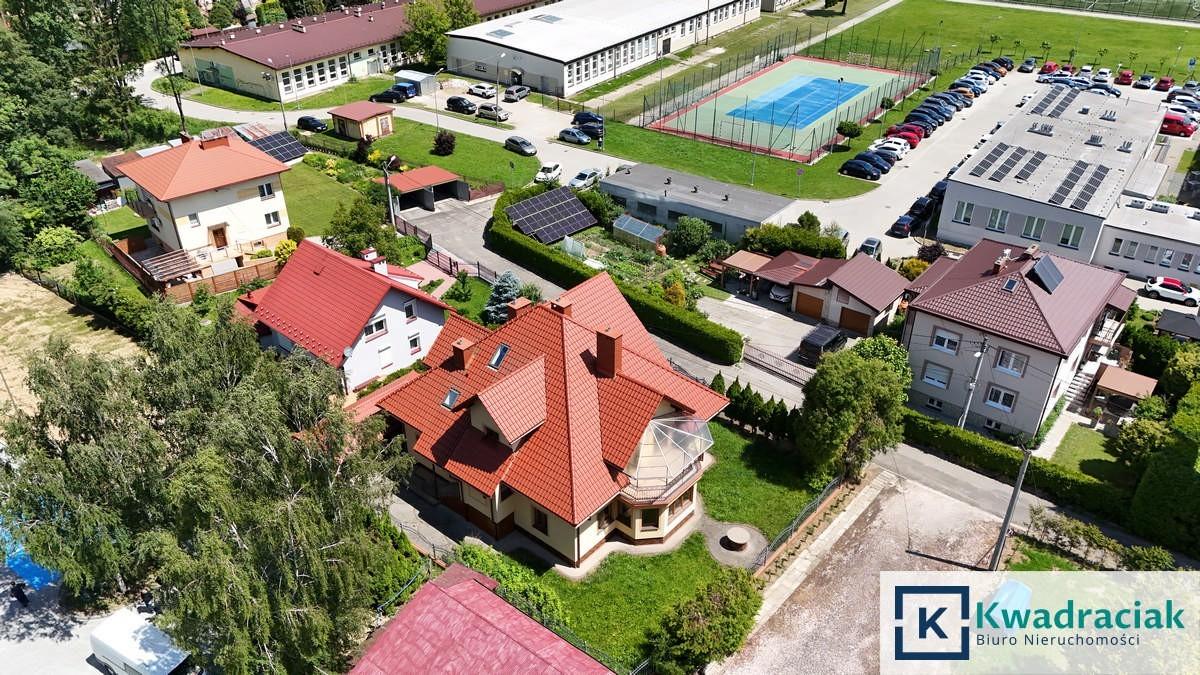 Przestronny dom na sprzedaż  - Jasło -  ul. Krasińskiego