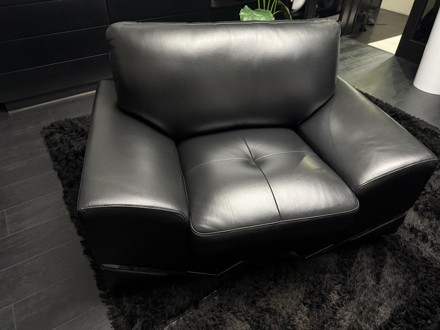 Zestaw wypoczynkowy skórzany komplet sofa dwa fotele verdi collectione