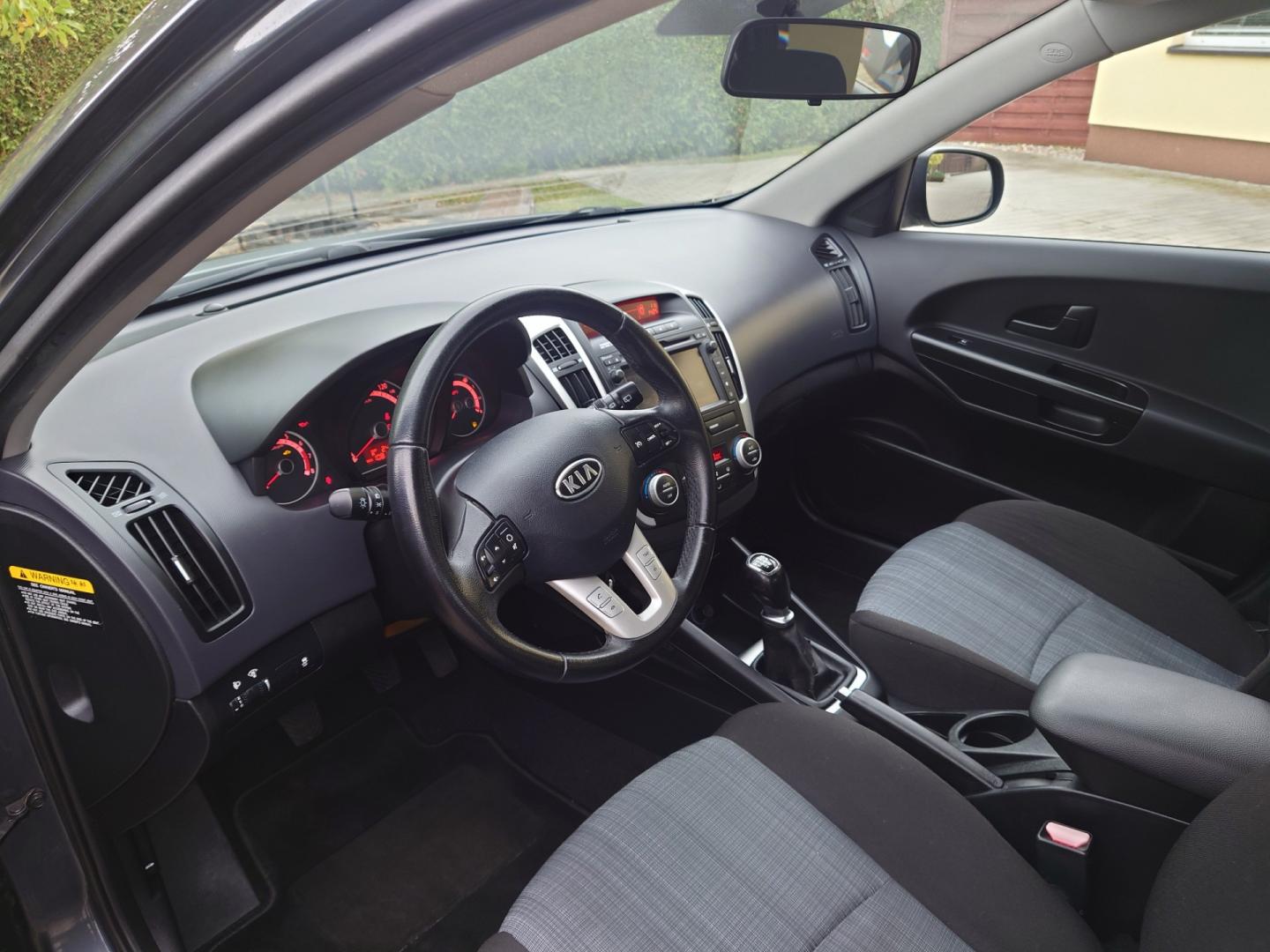 Kia Cee'd 1,4 16V 90 KM 2012r