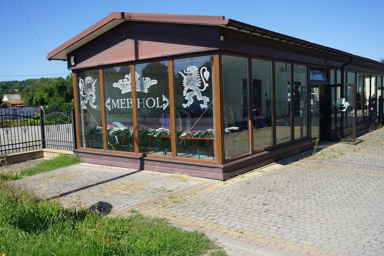 Do sprzedania w Bieczu firma handlowo-usługowa.