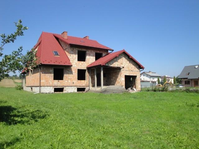 Nowy dom 300 m2 + budynek gospodarczy 100 m2 w Jaśle