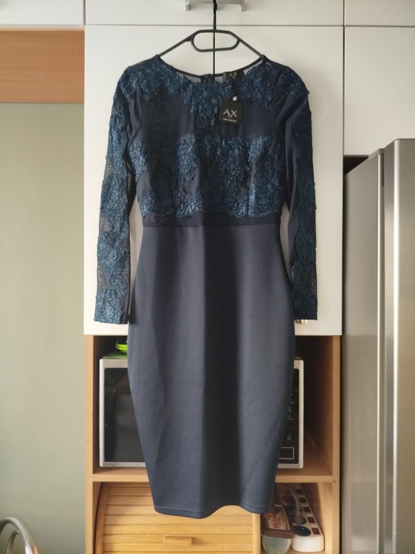 Sukienka AX Paris