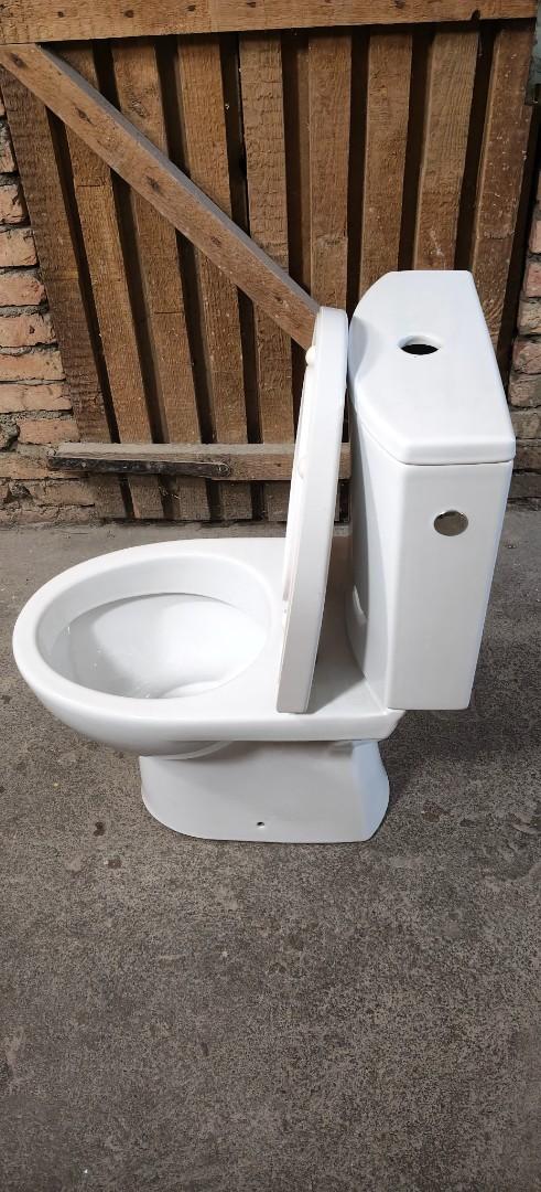 Zestaw WC, nowy, nieużywany