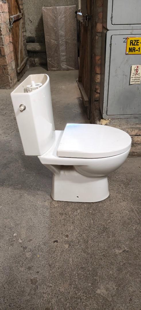 Zestaw WC, nowy, nieużywany