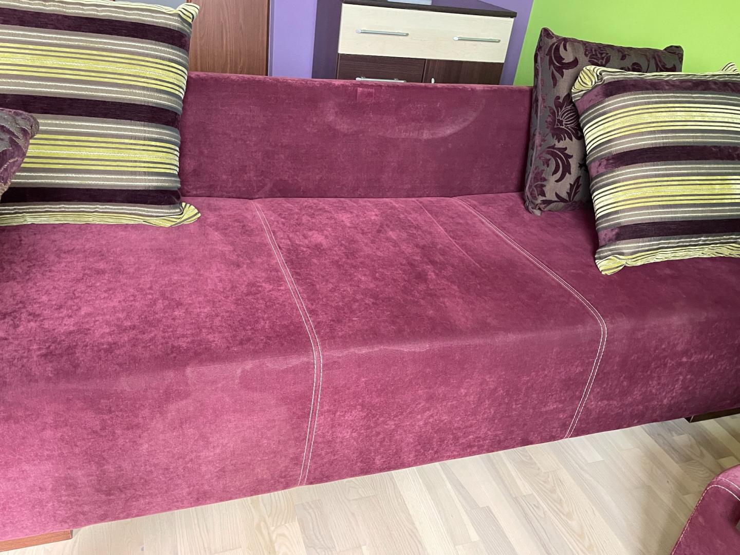 Sofa z funkcją spania + fotel + duża pufa