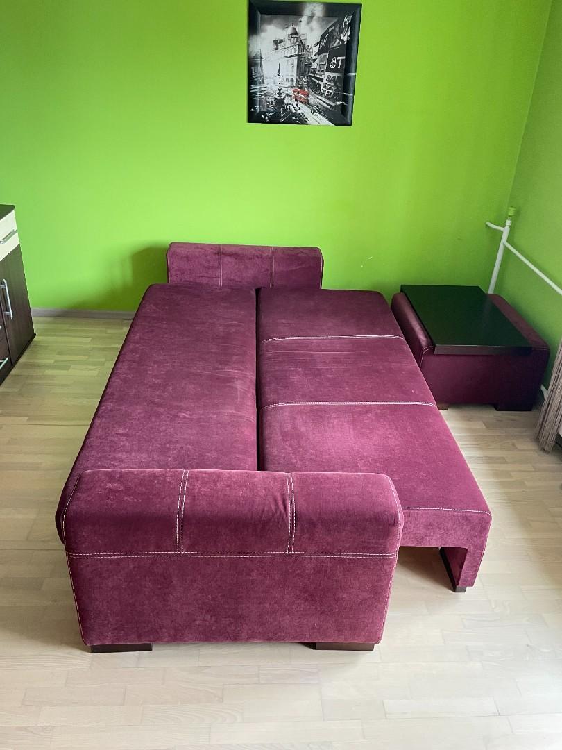 Sofa z funkcją spania + fotel + duża pufa