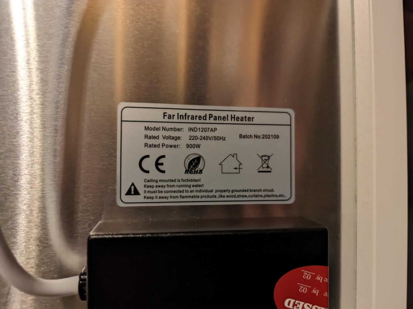Promiennik IR/ grzejnik na podczerwień 900 W