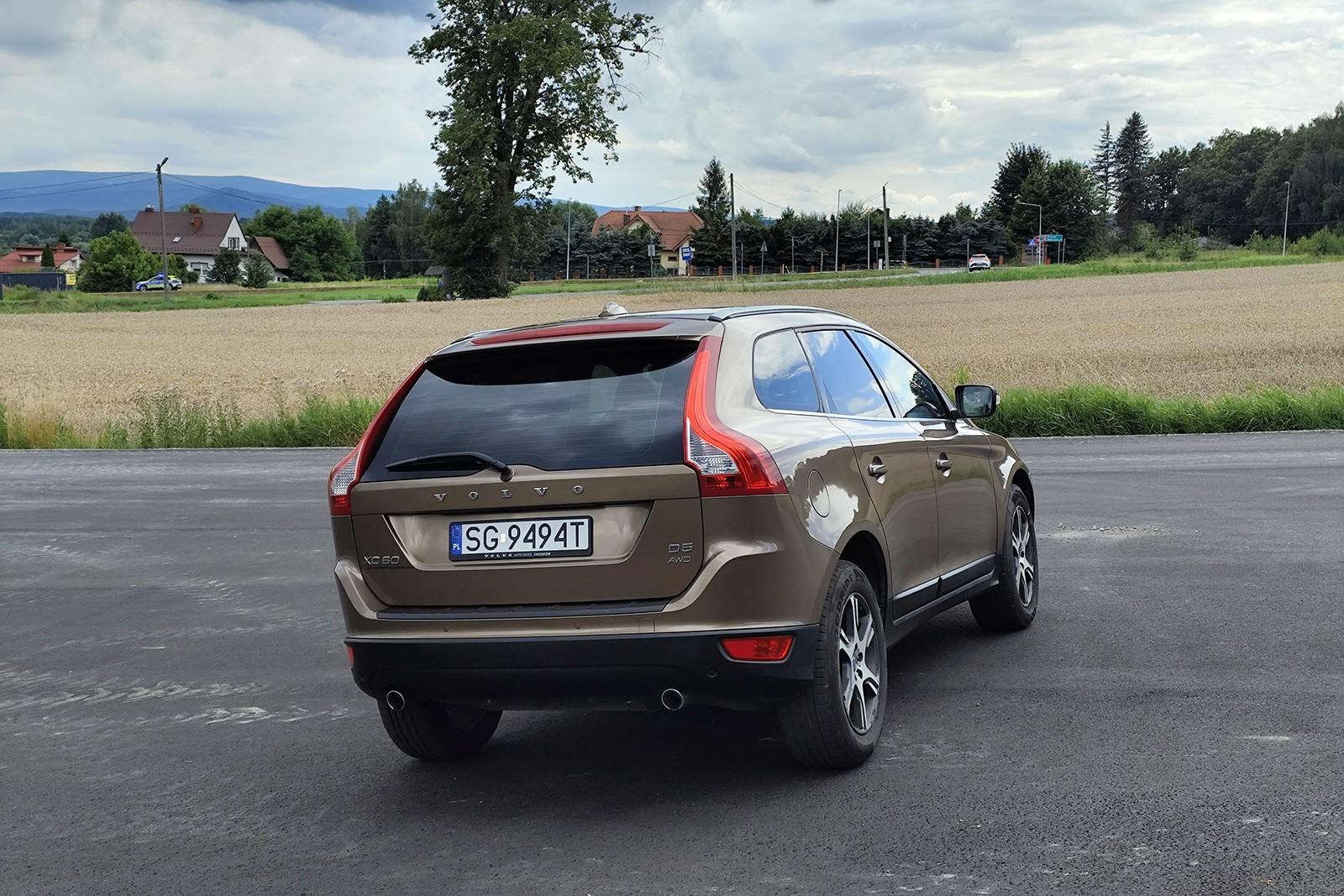 Volvo XC60 l 2.4 D l 2011 rok l automat