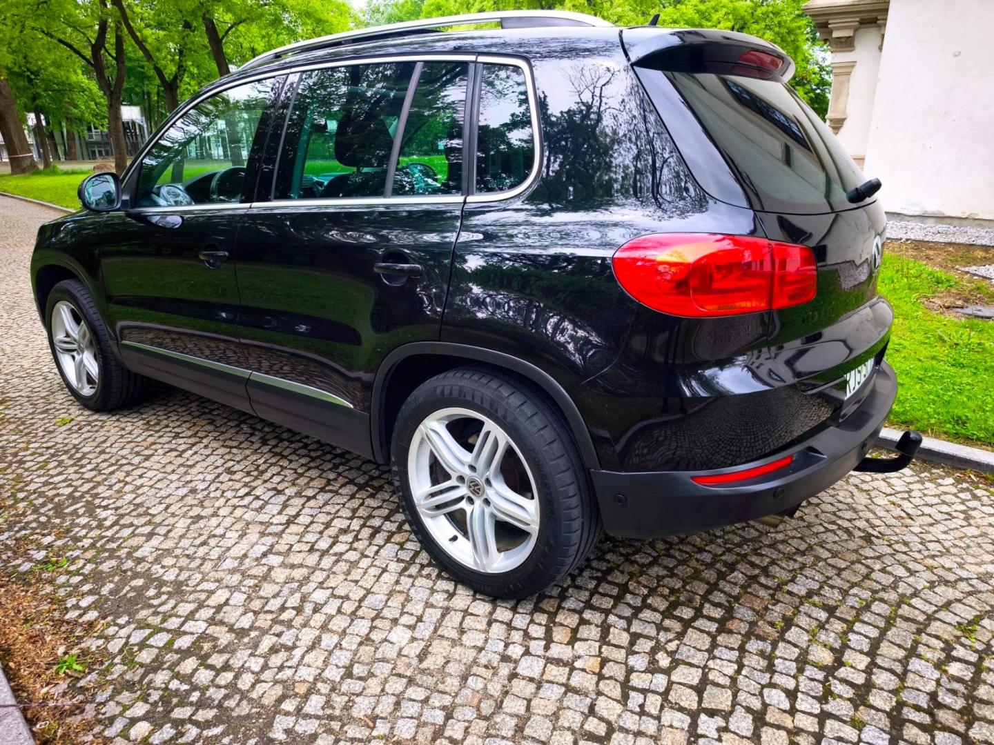 Volkswagen Tiguan 2.0 TDI LED Xenon Alu 18"