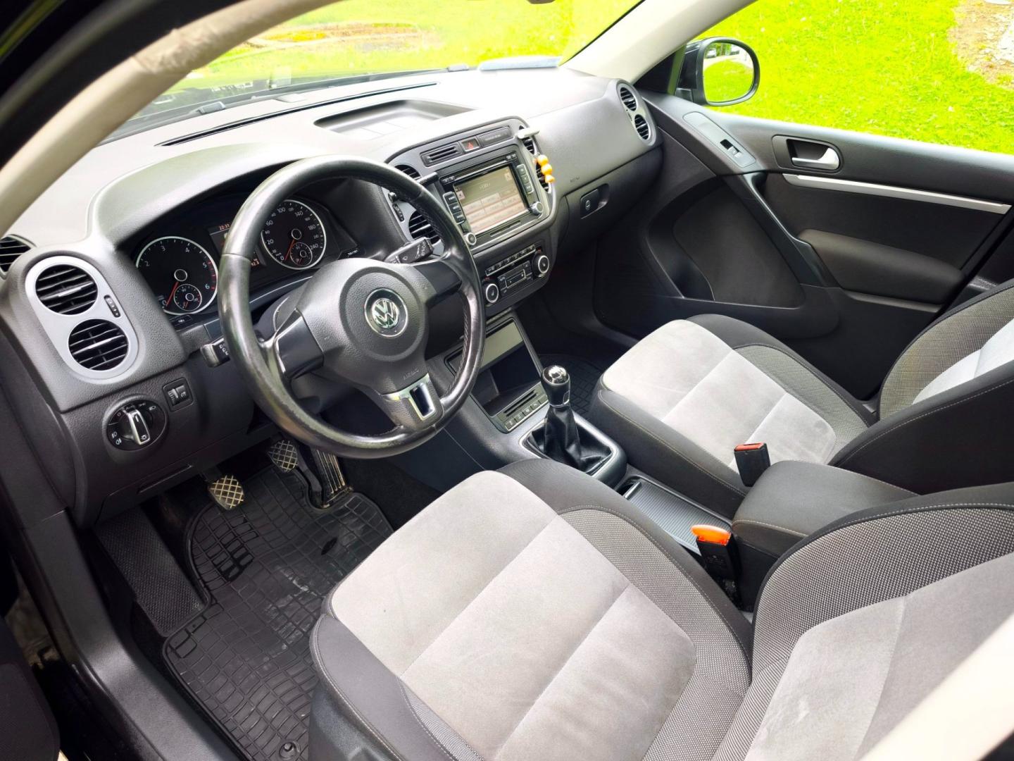 Volkswagen Tiguan 2.0 TDI LED Xenon Alu 18"
