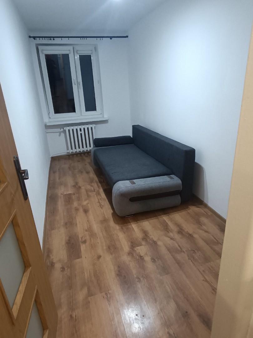 Do wynajęcia mieszkanie - 4 pokoje