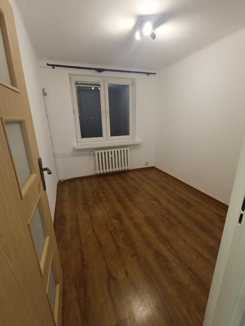 Do wynajęcia mieszkanie - 4 pokoje