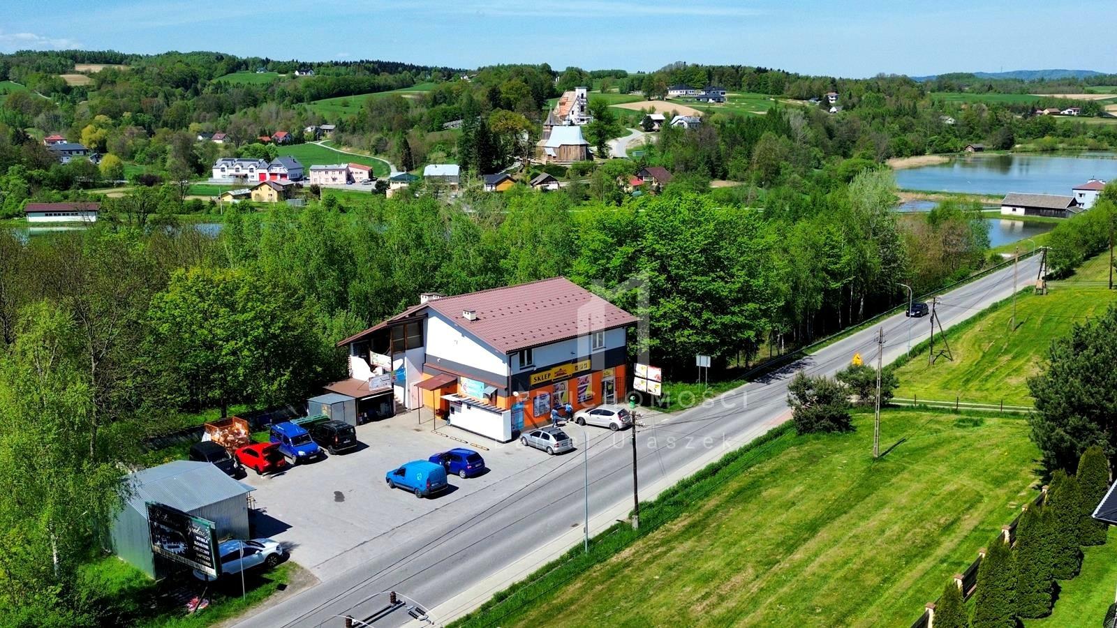 Budynek handlowy z najemcami, Święcany, 1,10ha