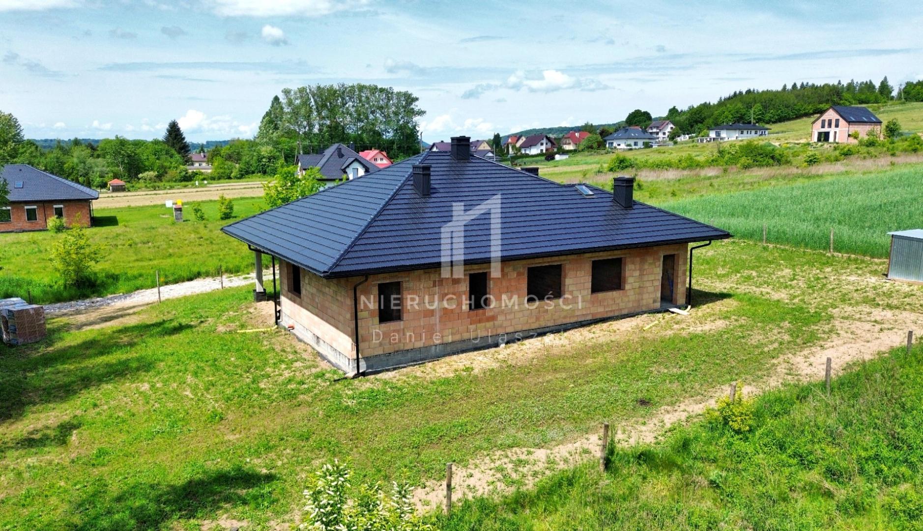 Nowoczesny dom w stanie surowym otwartym, Nawsie Brzosteckie