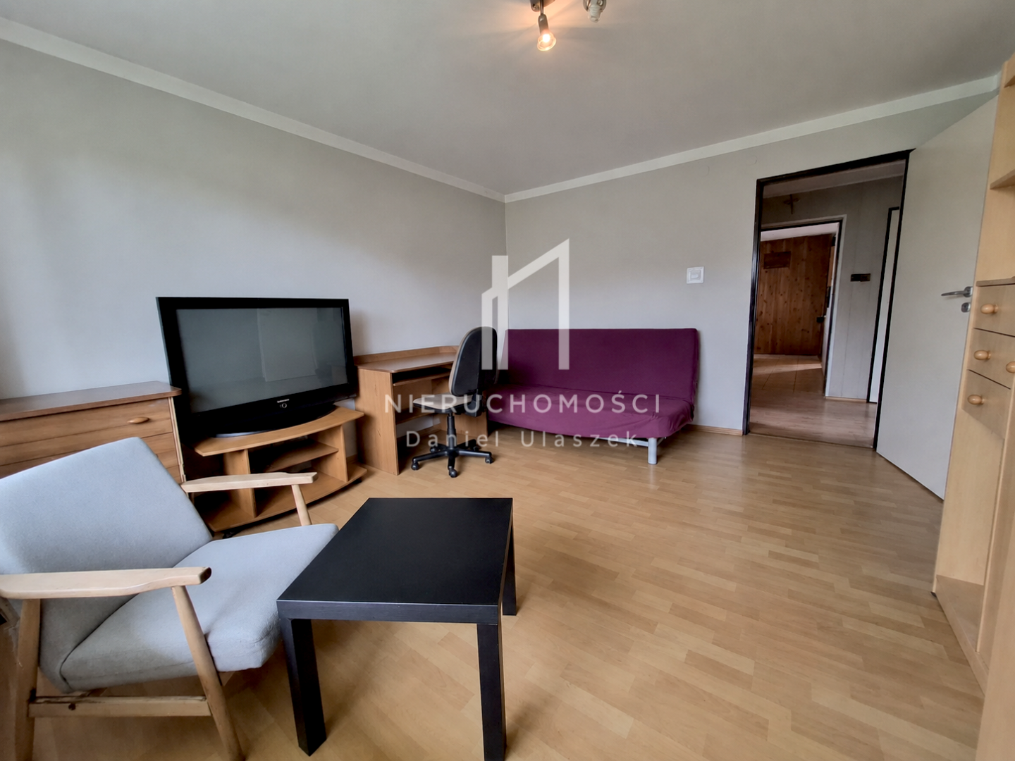 Murowany dom dla rodziny, Wolica, 9,3ar