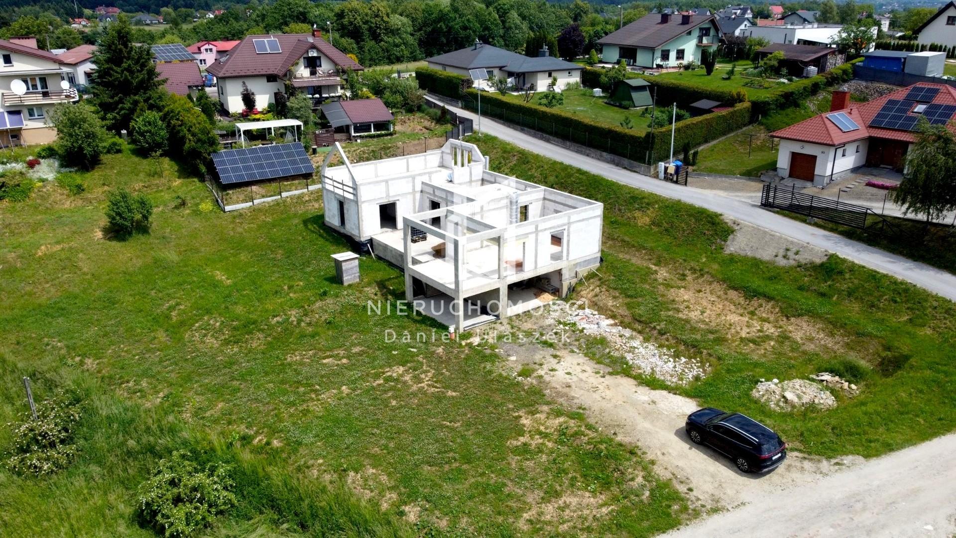 Działka z rozpoczętą budową, Gorajowice, 18,5ar