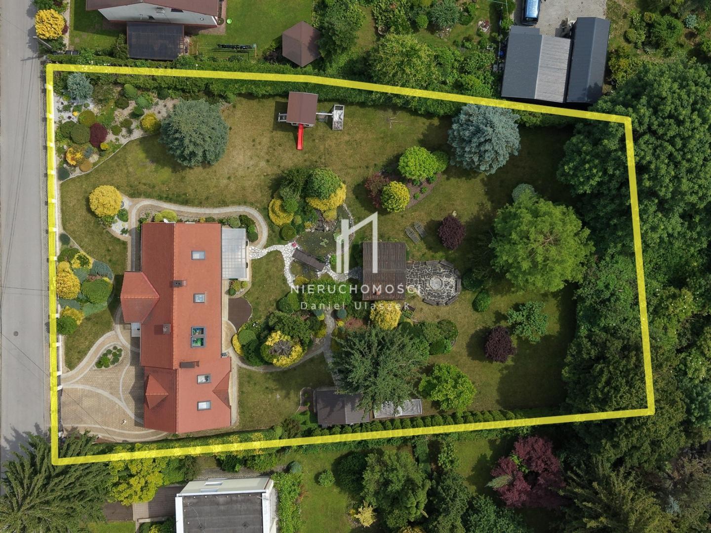Dom z bajecznym ogrodem, Jasło, ul. Konopnickiej, 19,7m2