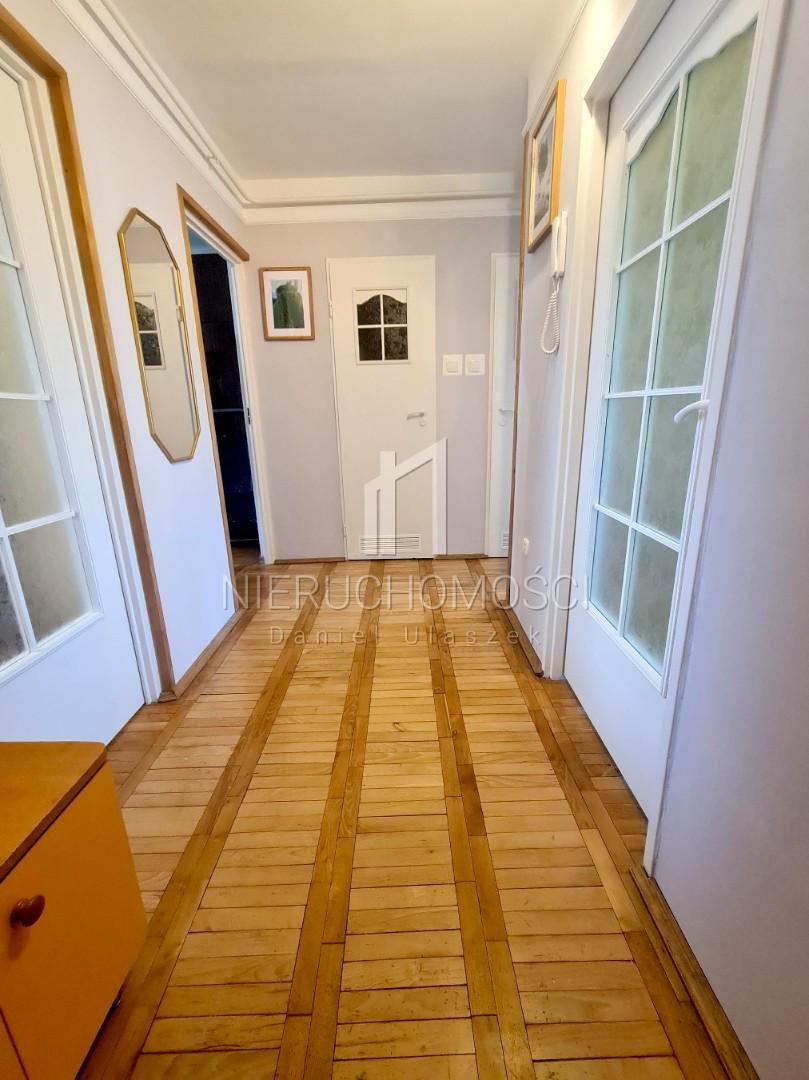 4-pokojowe mieszkanie na II piętrze, Jasło
