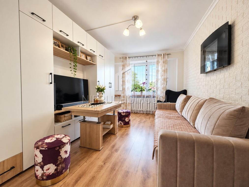 Duże mieszkanie 4-pokojowe, 60m2, II  piętro, Jasło