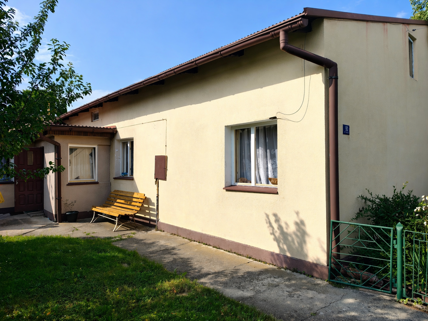 Dom murowany, 6 ar działki, Gądki, Jasło