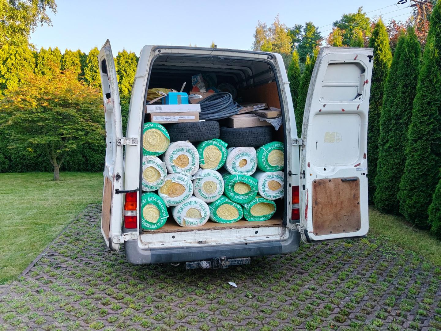 Usługi transportowe, przeprowadzki, wywrotka 3,5t