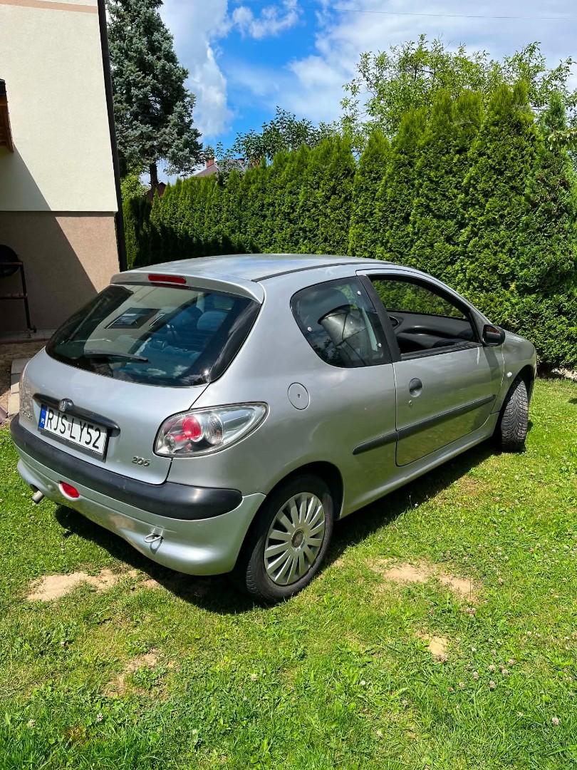 Peugeot 206
