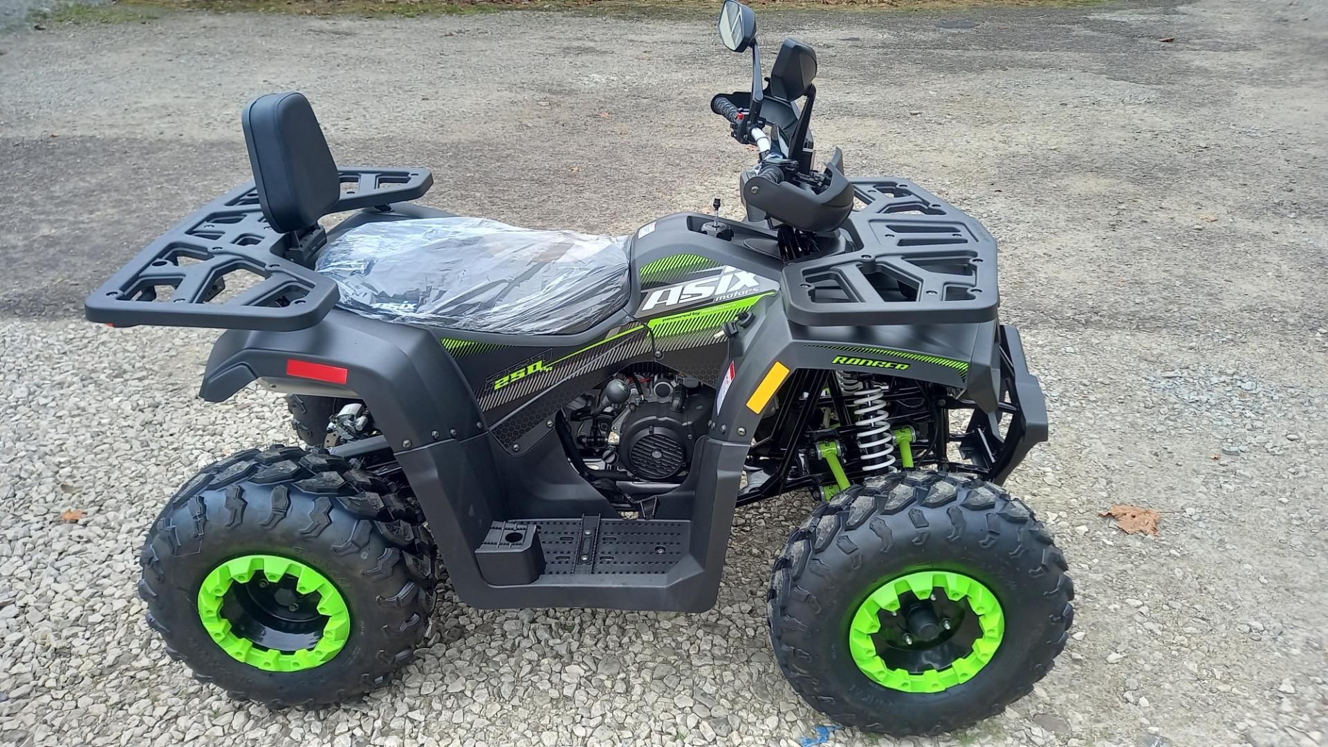 Quad 250 asix atv