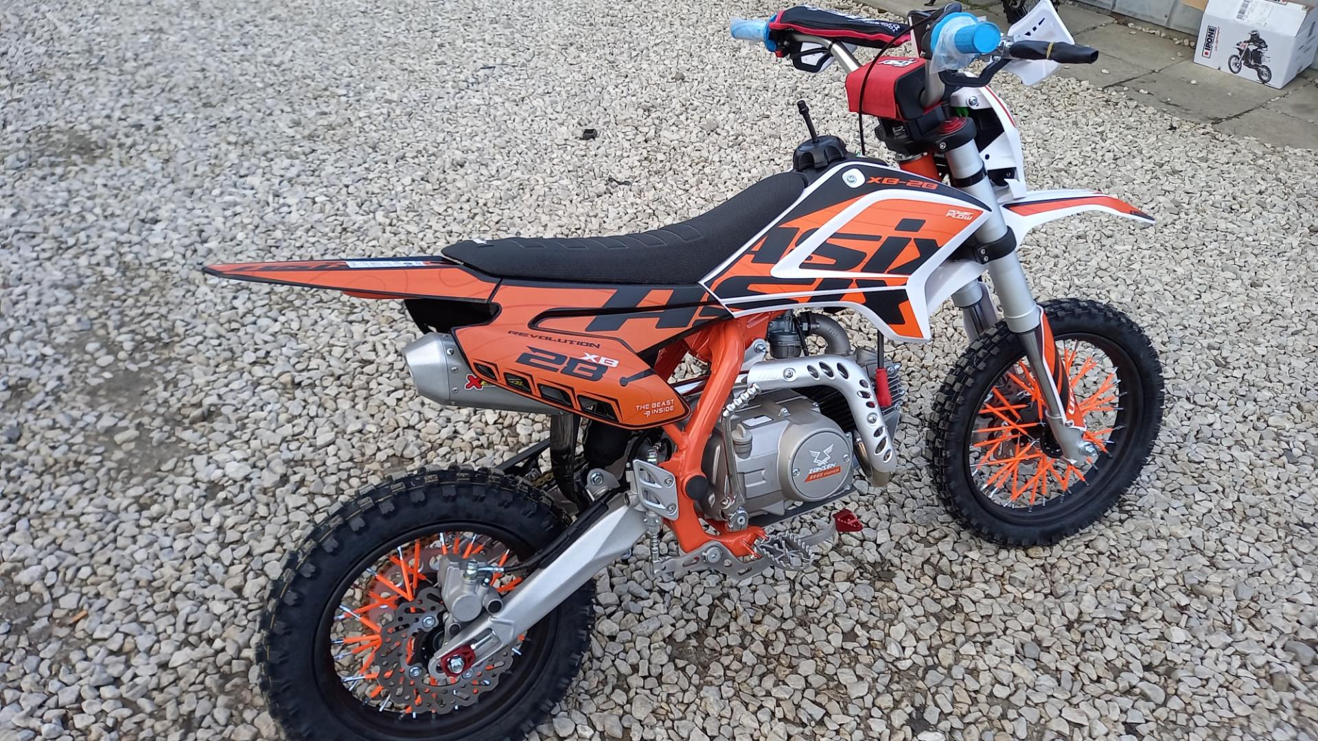 Cross xb28 asix crossy 110/125 cc