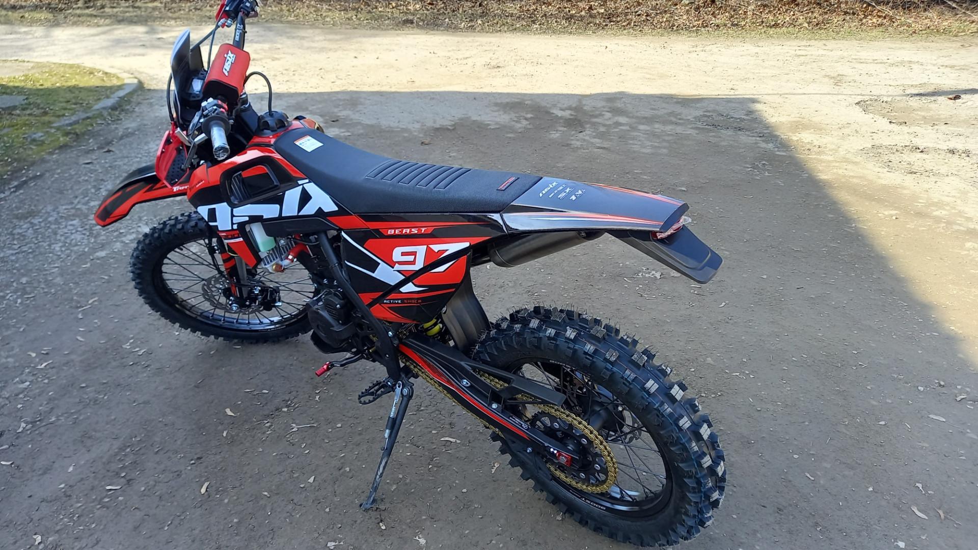 Cross XT97 300cc asix