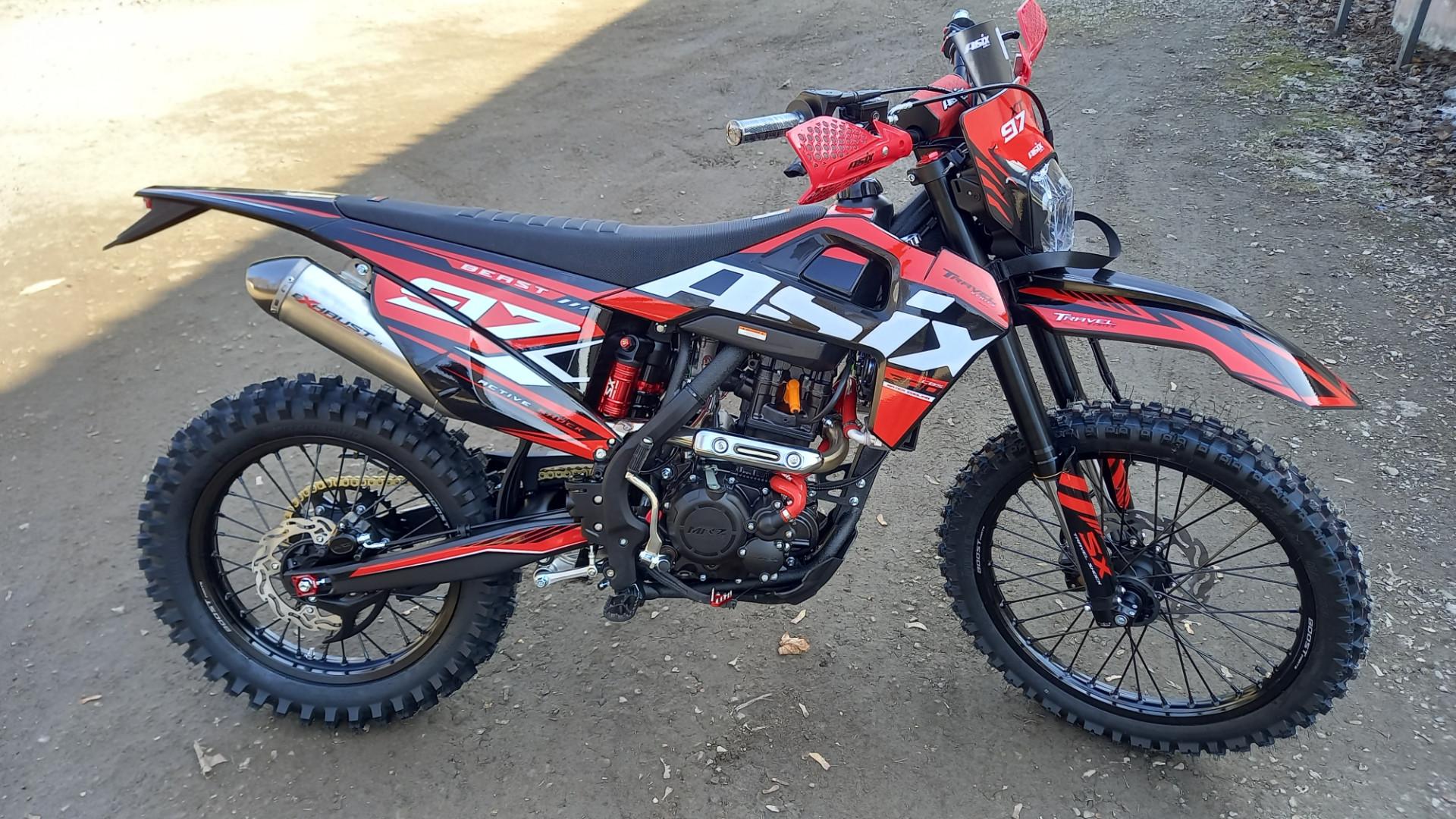Cross XT97 300cc asix