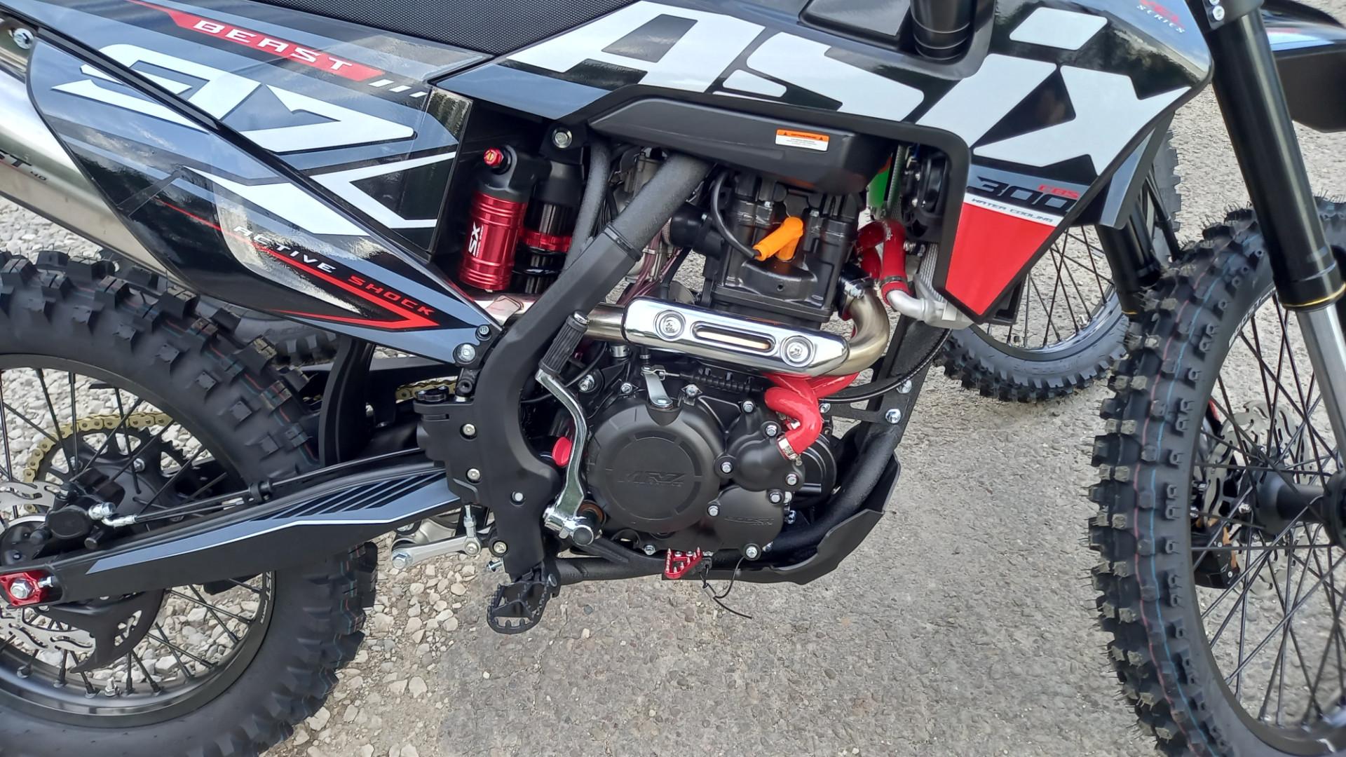 Cross XT97 300cc asix