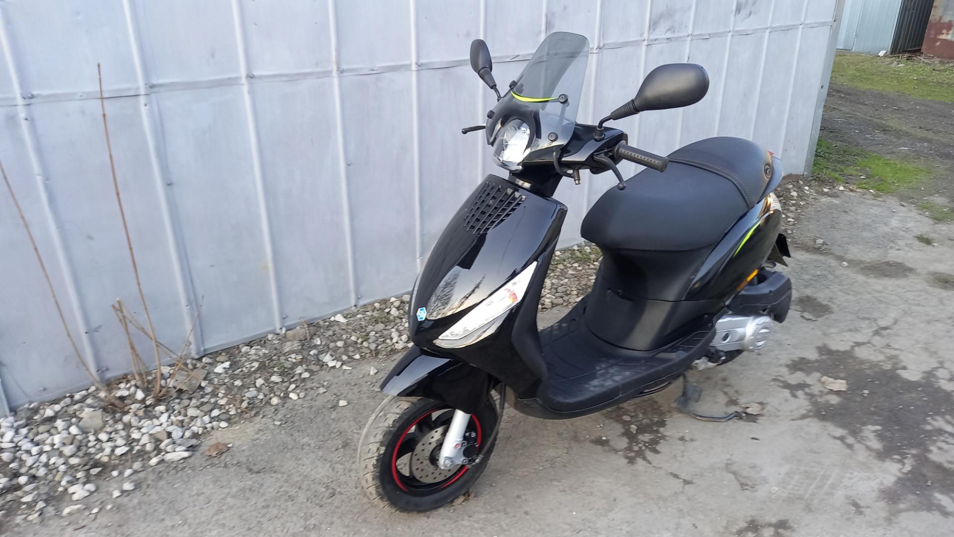 Piaggio zip 50cc  KAT. AM