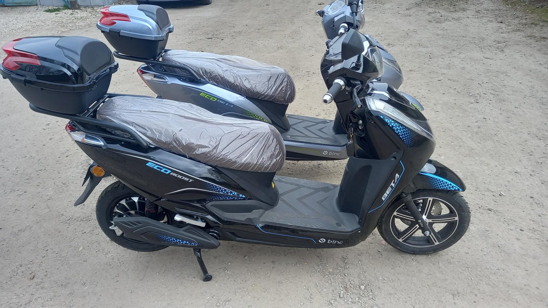 Skuter elektryczny beta