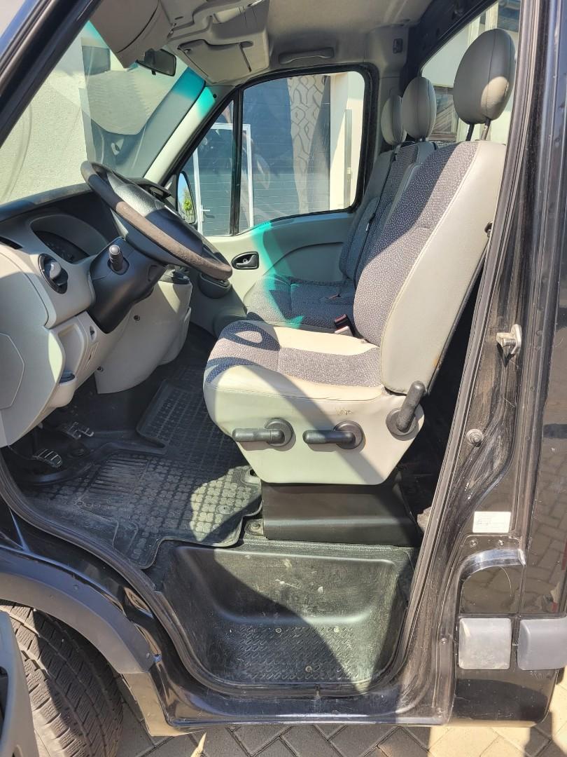 Opel Movano 2,5 DCI, 2009 rok ze stojakiem na przewóz okien, szyb