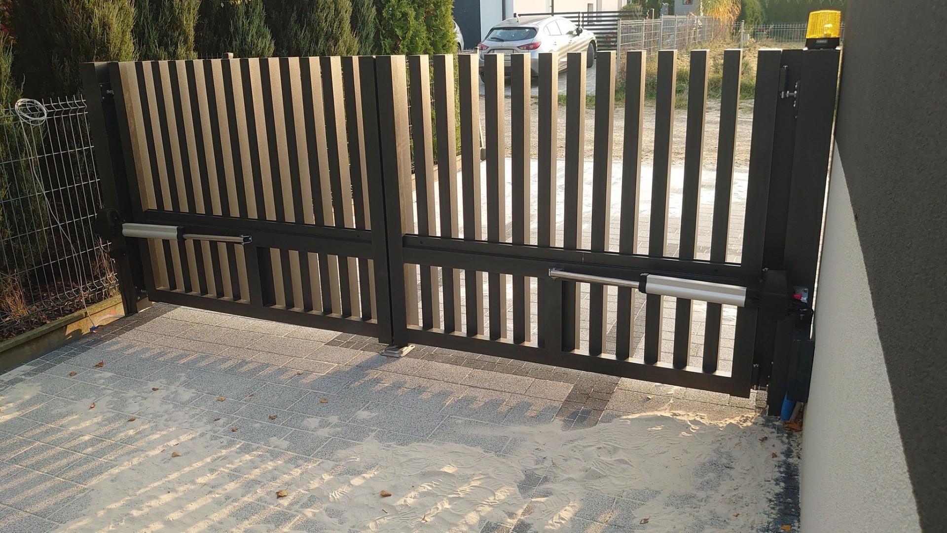 Automatyka bramowa, bramy przesuwne, dwuskrzydłowe - Euro Fences Jasło