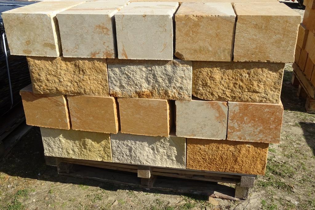 Żółty naturalny kamień murowy formak rzędowy piaskowiec polski