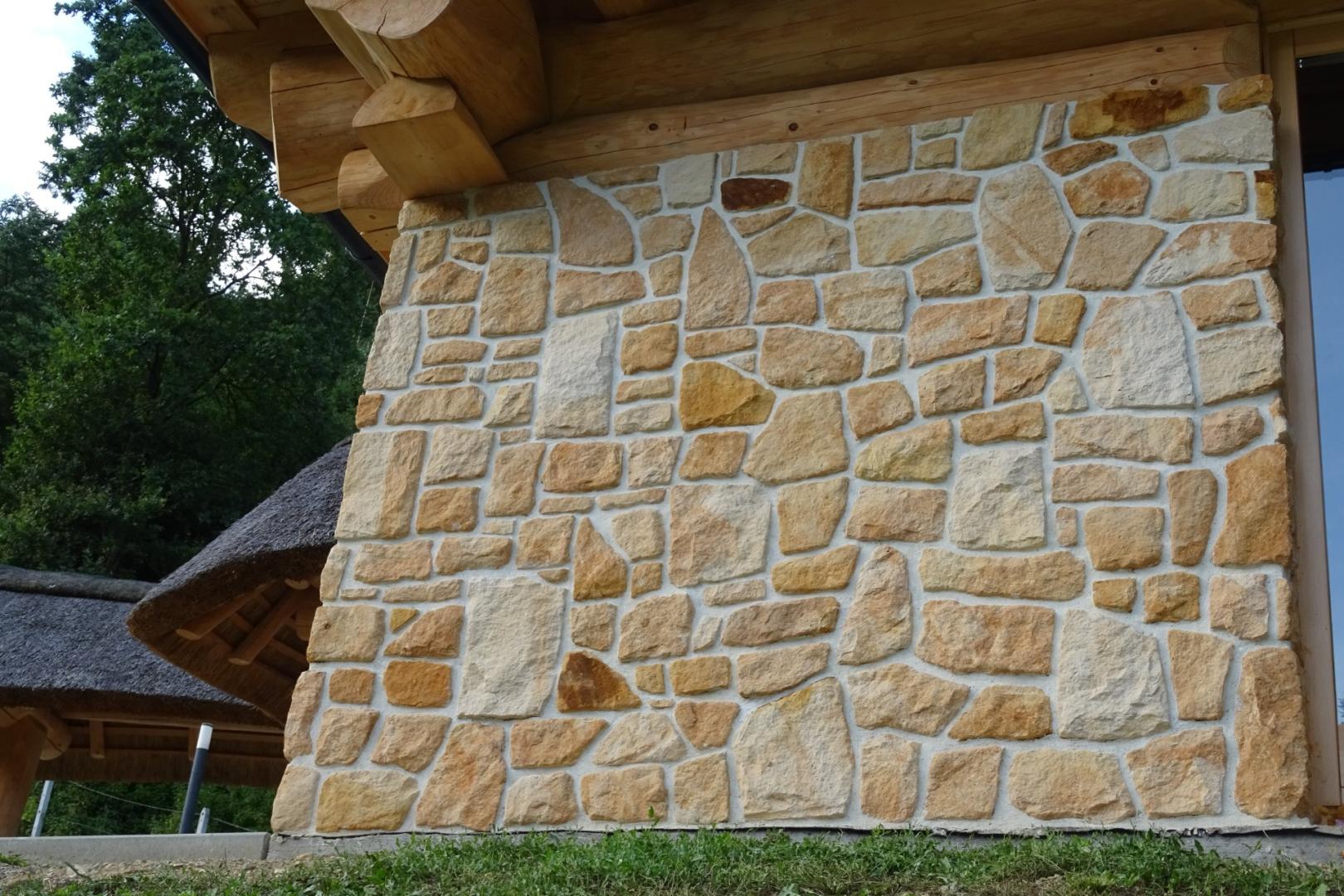 Kamień elewacyjny płytki elewacyjne dzikówka na elewacje ściany dom
