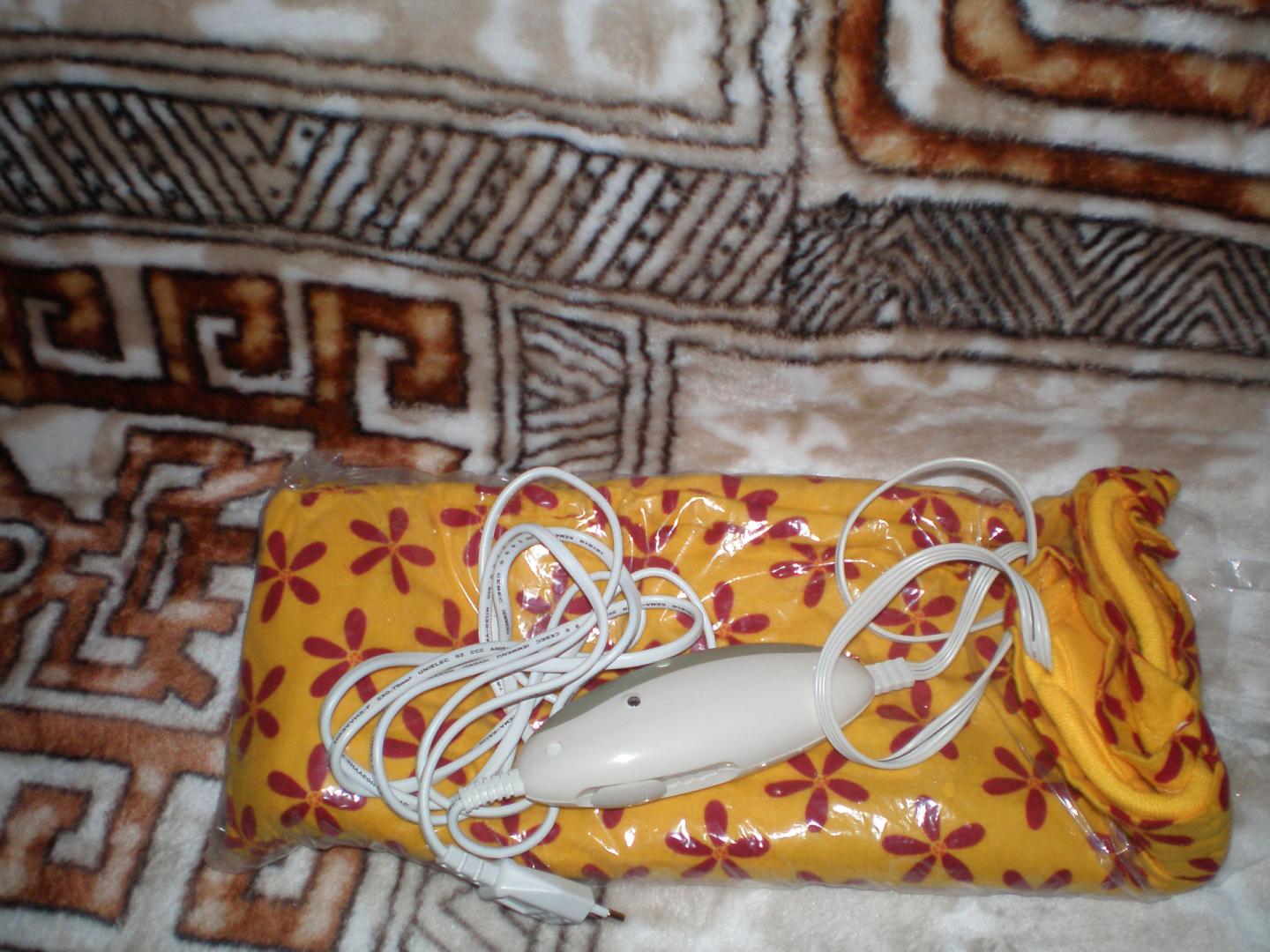 Sprzedam poduszkę elektryczną Heating Pad - nowa