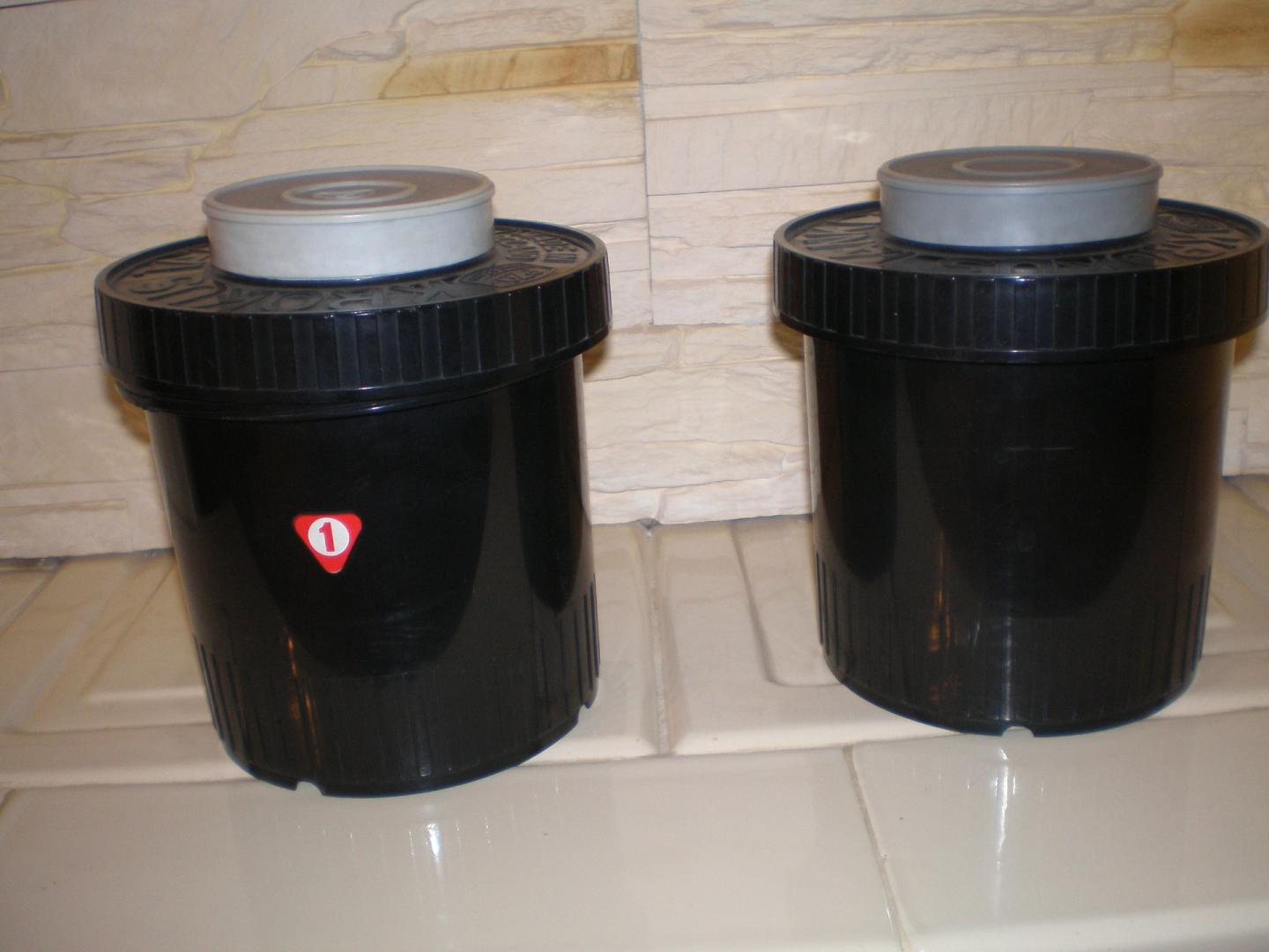 Sprzedam dwa koreksy Krokus Tank 800 używane
