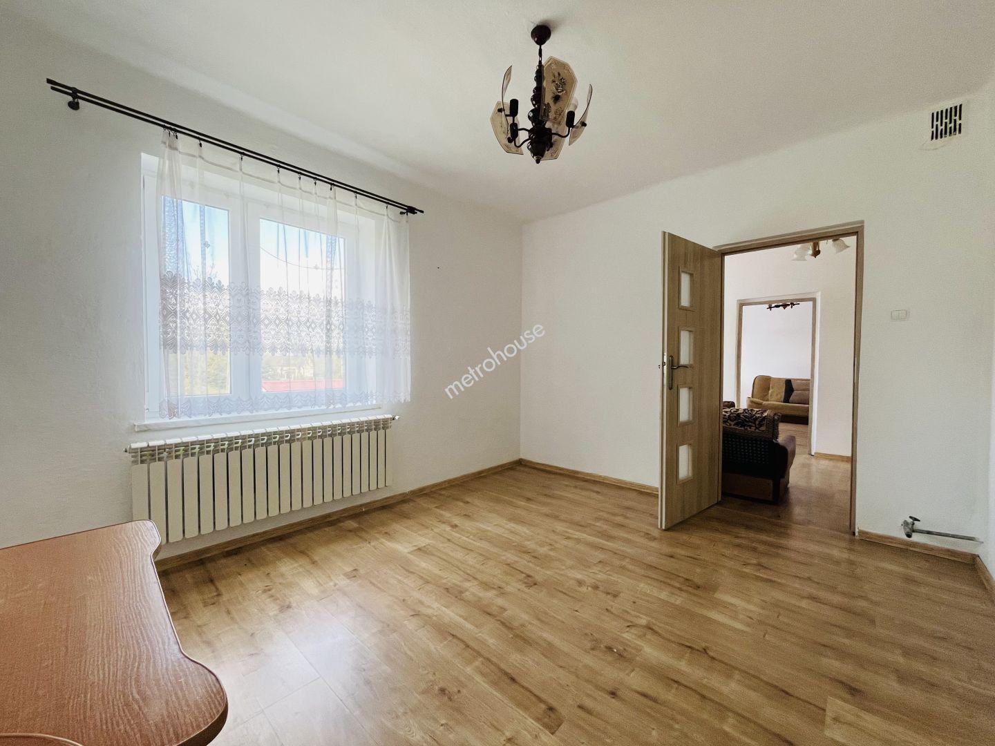 Urokliwy Dom w malowniczej okolicy