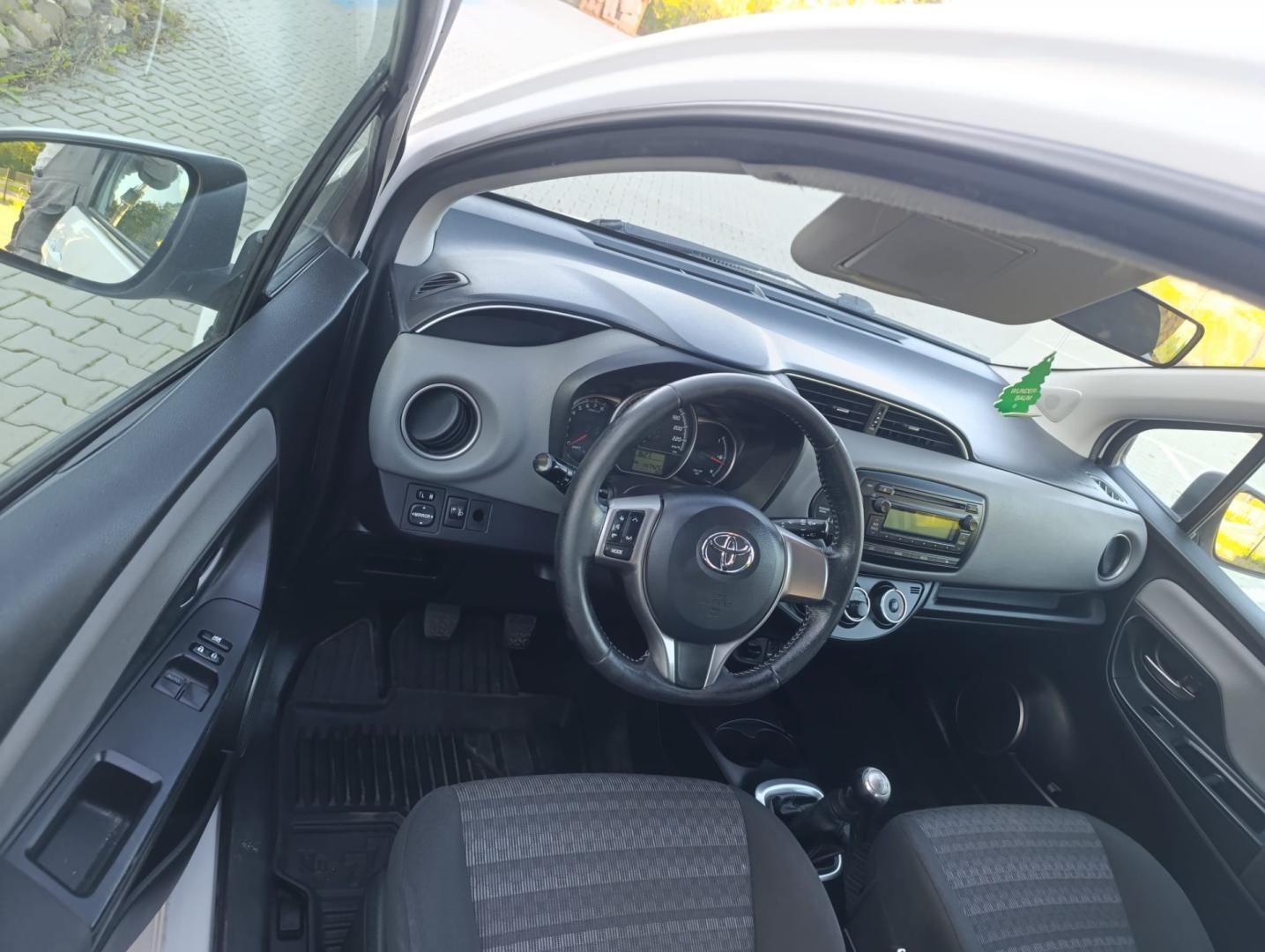 Toyota Yaris III /2016 / niski przebieg 147 tys km / 1.0 benzyna 70