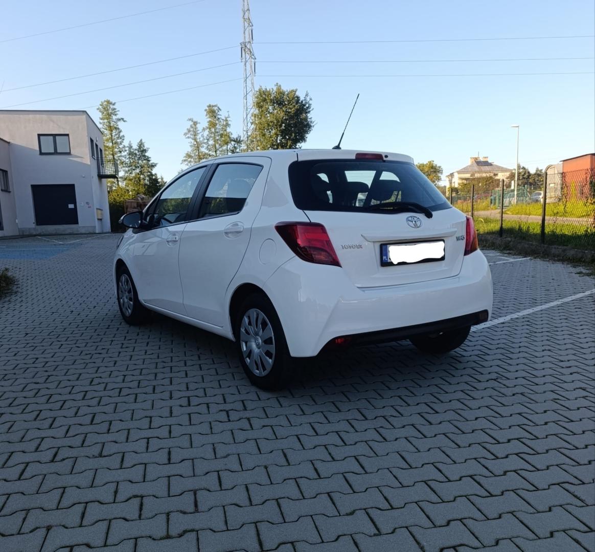 Toyota Yaris III/ 2016 rok/Polski Salon/1.0 benzyna /147 tys km przebi