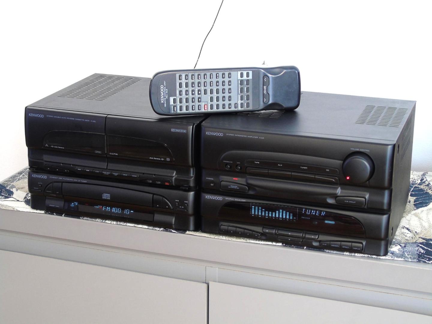 Wzmacniacz pilot korektor graficzny tuner Mag AUX Kenwood. DOSTAWA.
