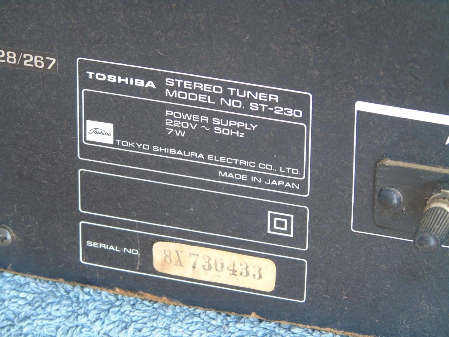 Tuner radiowy Toshiba ST-230 sprawny Vintage. WYSYŁKA.