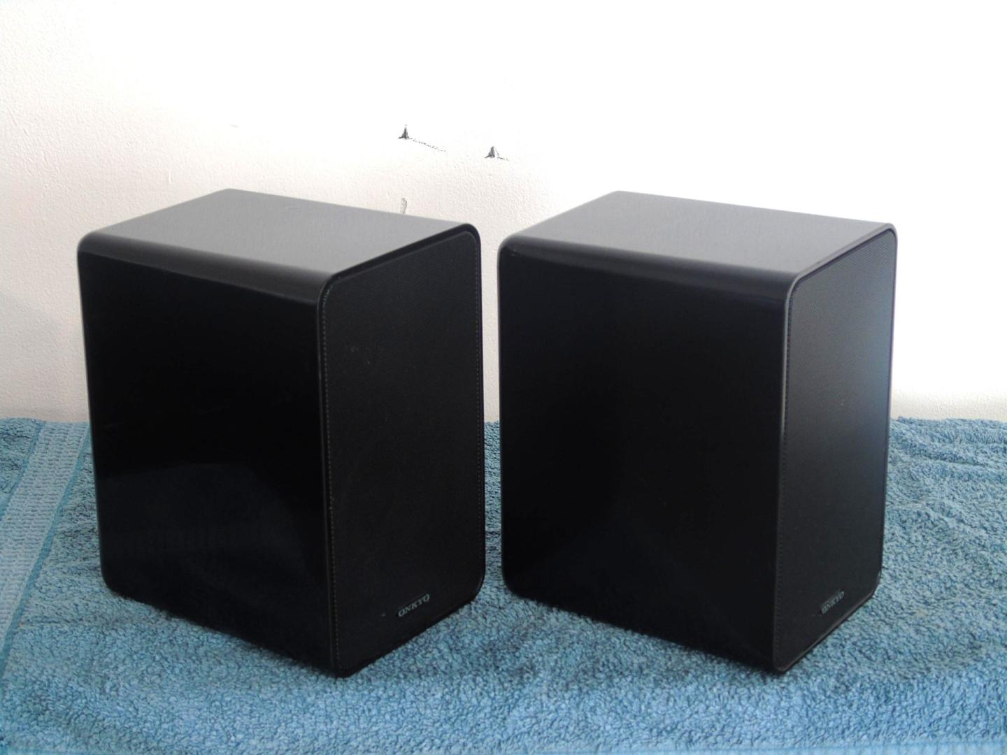 kolumny onkyo d-t05 sprawne i mocne. wysyłka.