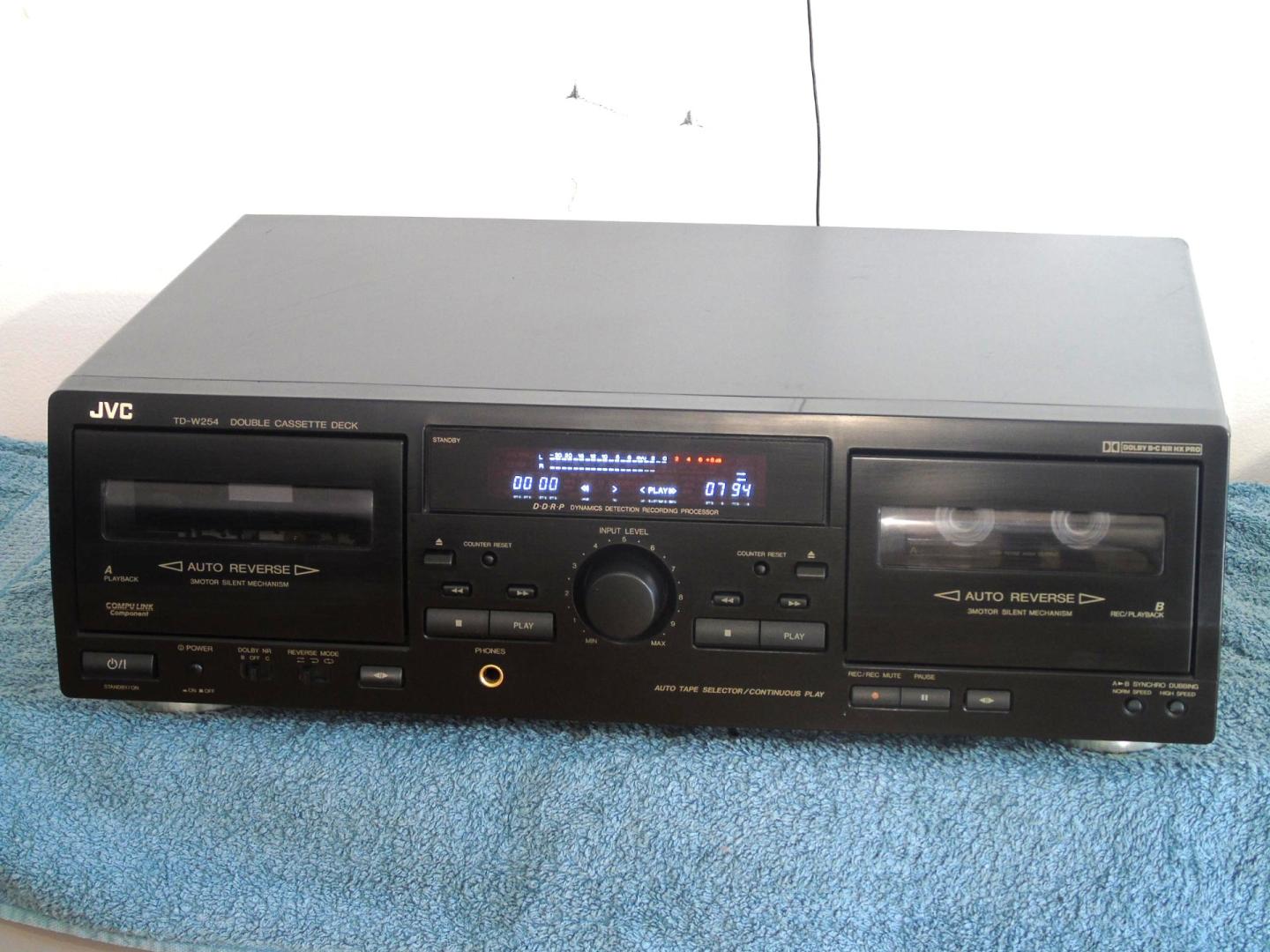 magnetofon jvc td-w254 ładny. dostawa.